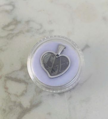 Mặt dây chuyền MUONIONALUSTA